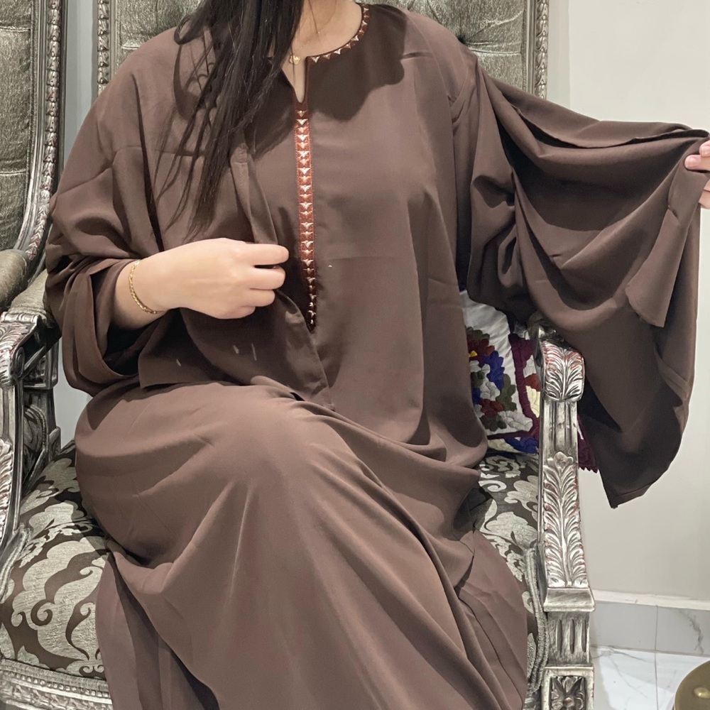 Abaya with Scarf - Elegant Brown Kaftan with Embellished Neckline - Fits M-L